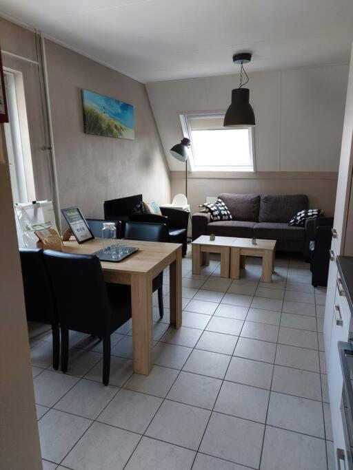 Boszicht 2 Appartement In Oostkapelle Luaran gambar